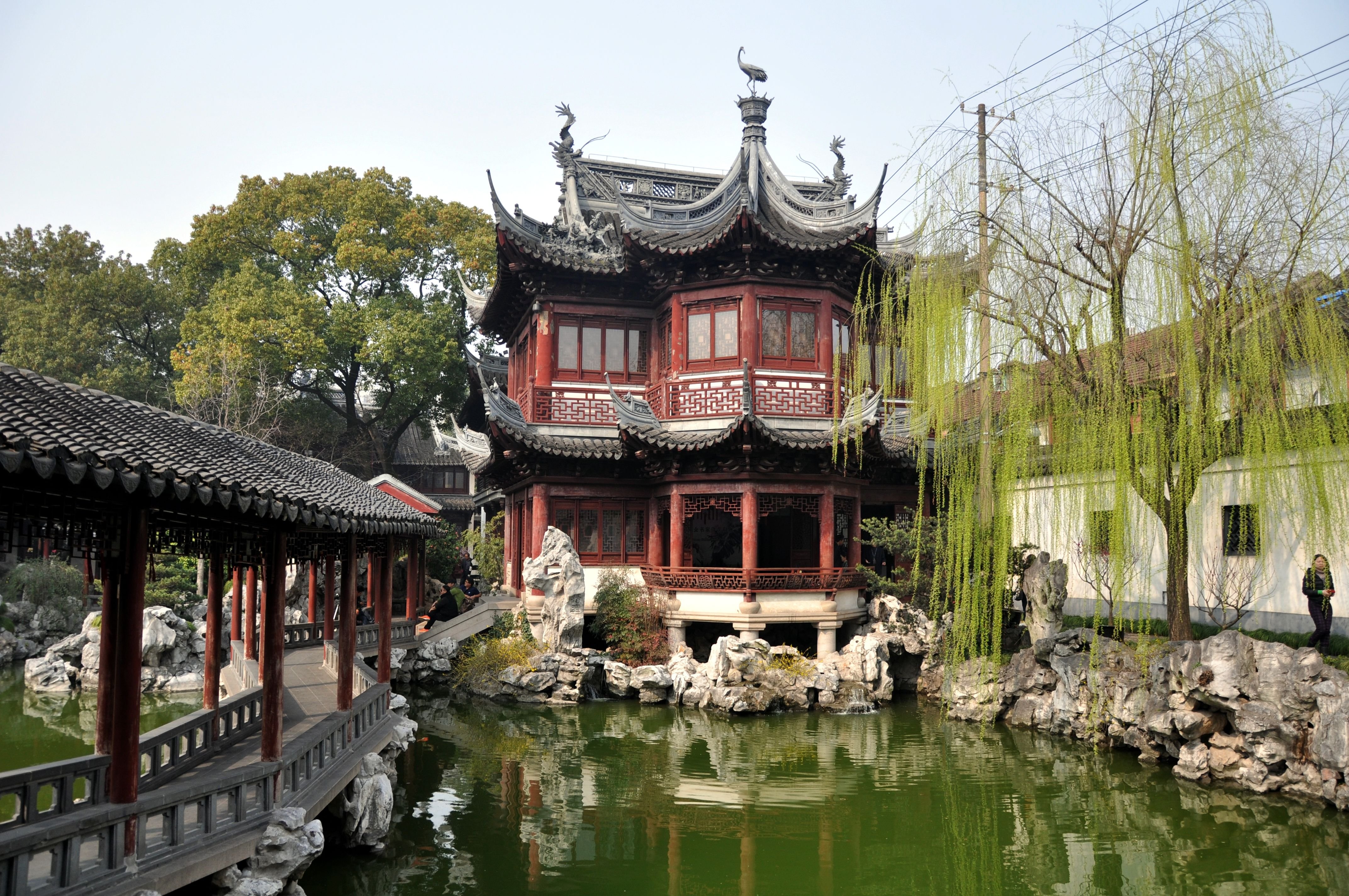 Какой китайский дом. Сад Юй юань в Шанхае чайный домик. Таохуаюань, Сучжоу, Китай. Таохуаюань, Сучжоу, Китай дворец. Чайный дворец Шанхай.