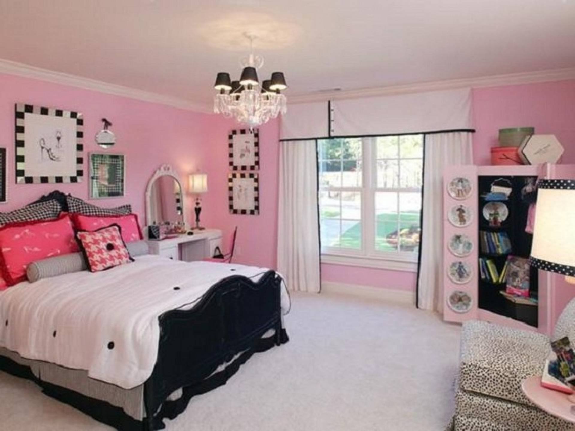 Комната в розовых тонах. Спальная комната для девочки. Комната для девочки розового цвета. Спальни для подростков девочек. Комната для девочки подростка.