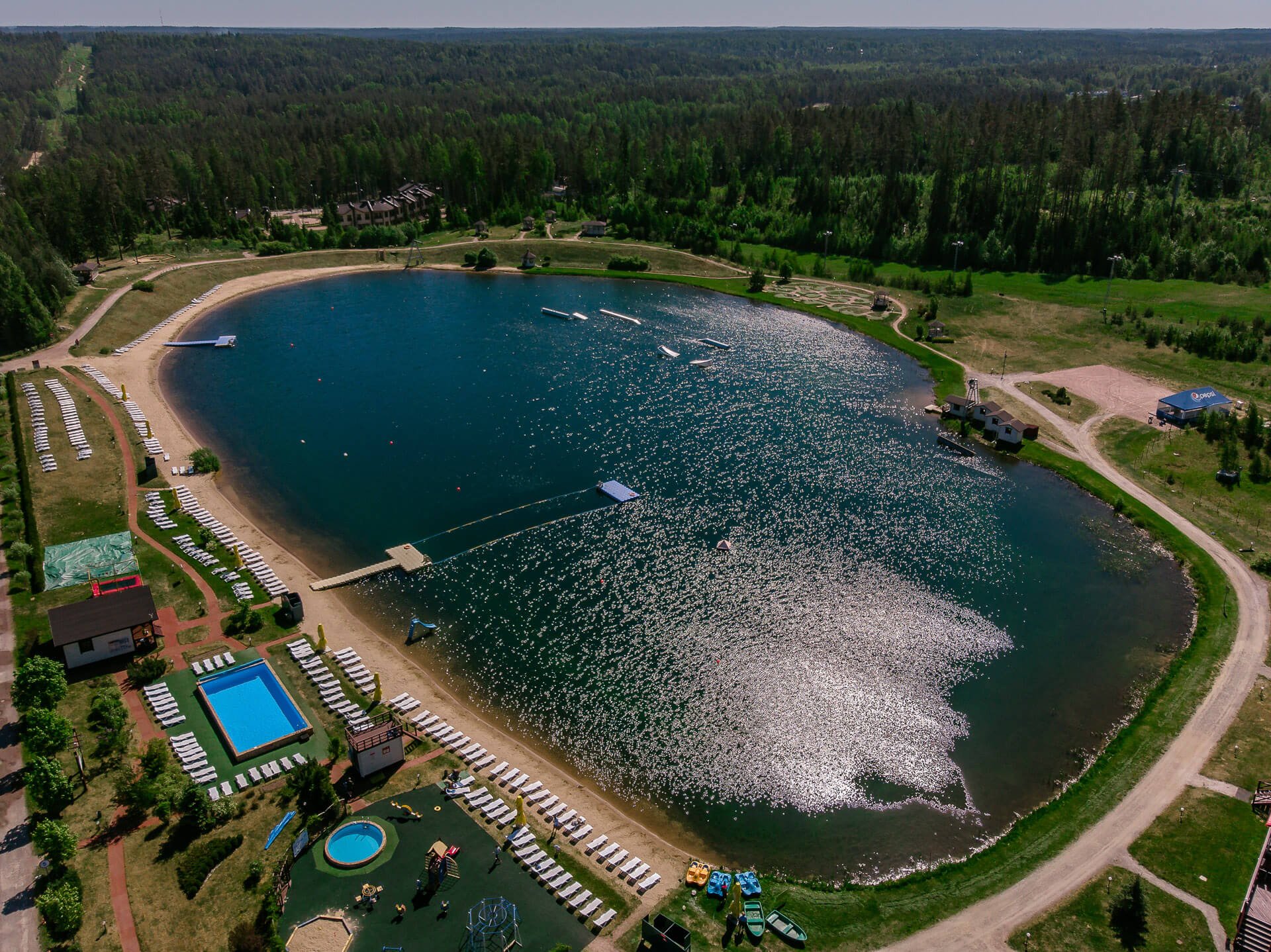 Куда можно отдохнуть. Озеро игора в Ленинградской области. Игора курорт озеро. Игора курорт в Ленинградской области летом. Игора курорт пляж.