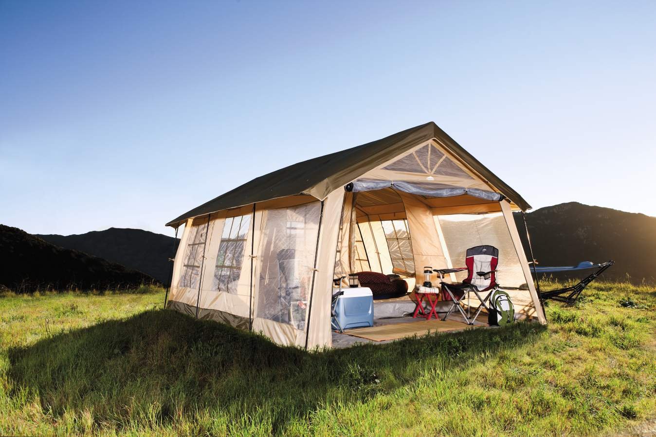 Двухместный дом. Палатка кемпинг домик зеленый xyp602. Палатка Cabin Tent 10. Палатка Northwest Territory. Глэмпинг Викинг.