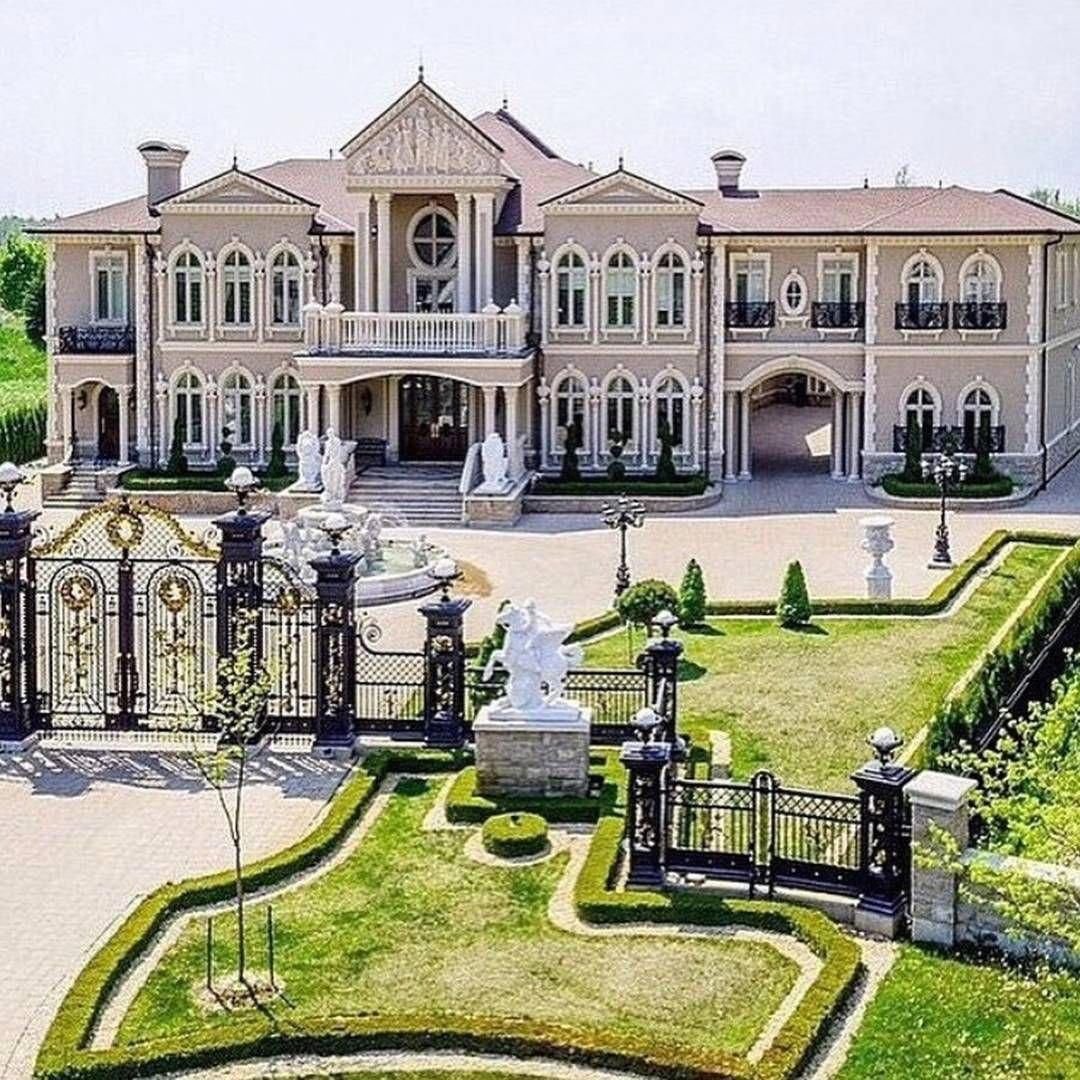 Продажа резиденций. Мэншен-Хаус (Mansion House) на Рублевке Дубай. Резиденция Версаль Рублевка. Резиденция Мишустина на Рублевке. Дворец Усманова в Ташкенте.