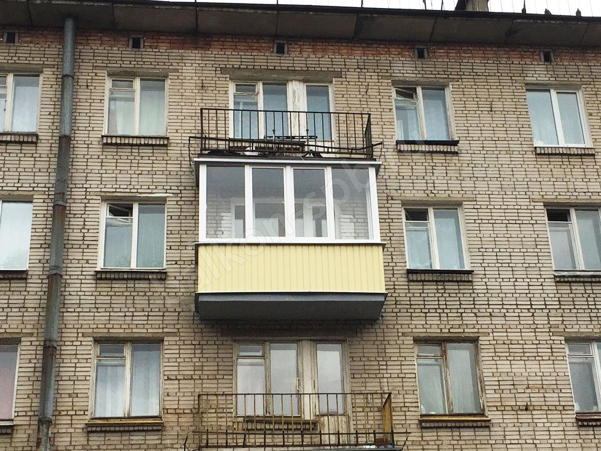 5 этажный дом балкон