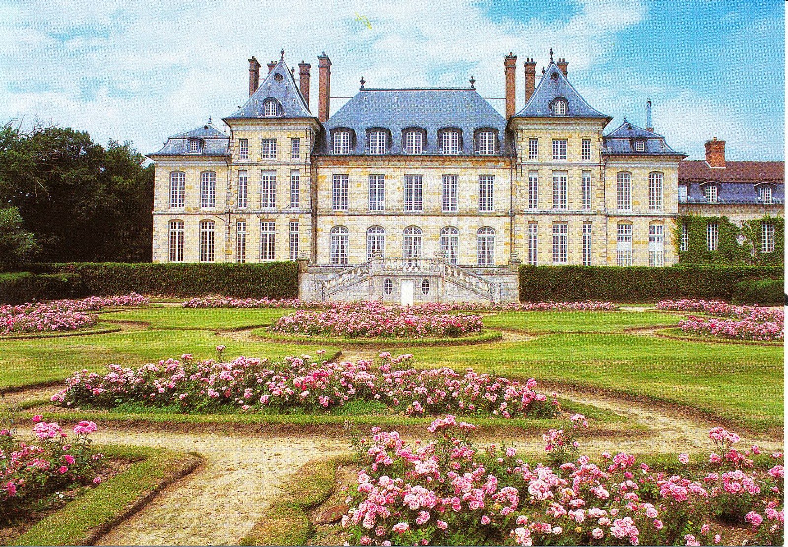 Шато сен. Замок Борегар Франция. Поместье боте-сюр-Марн.. Шан-сюр-Марн (дворец).
