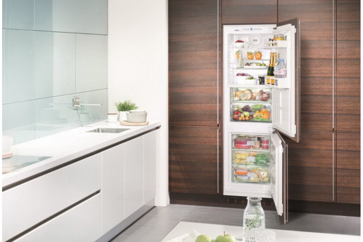 Горизонтальный холодильник. Встраиваемый холодильник под столешницу. Холодильник горизонтальный для дома. Горизонтальный холодильник для кухни. Какой холодильник лучше купить в 2024