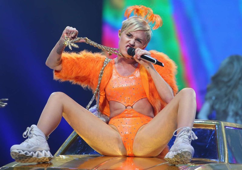 Майли сайрус bangerz tour