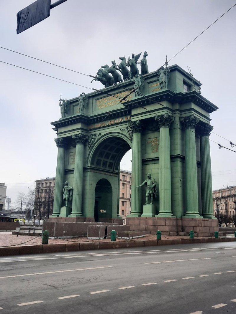 Нарвские триумфальные ворота санкт петербург