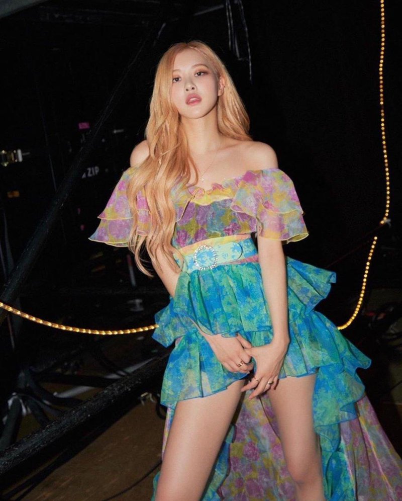 Blackpink роуз