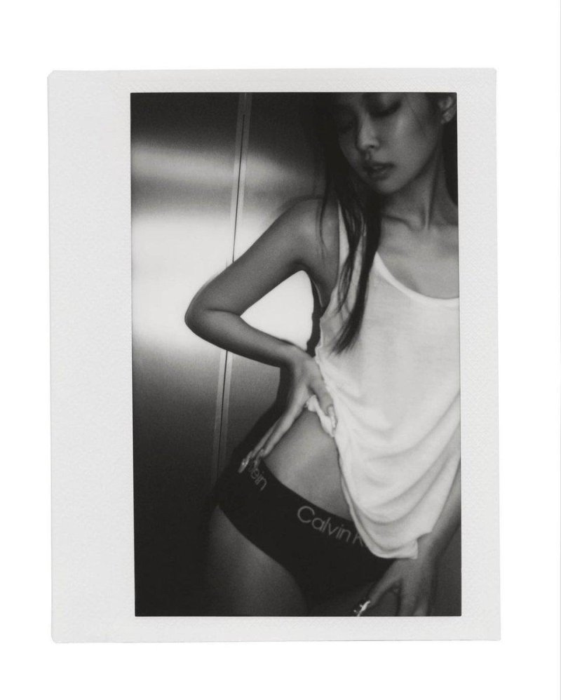 Jennie blackpink calvin klein